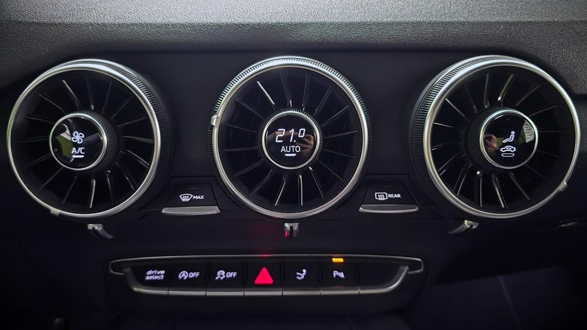 audi-tt-2015-gasolina-1984cc