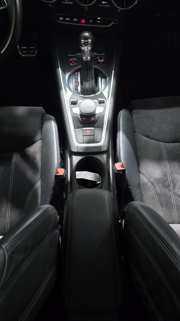 audi-tt-2015-gasolina-1984cc