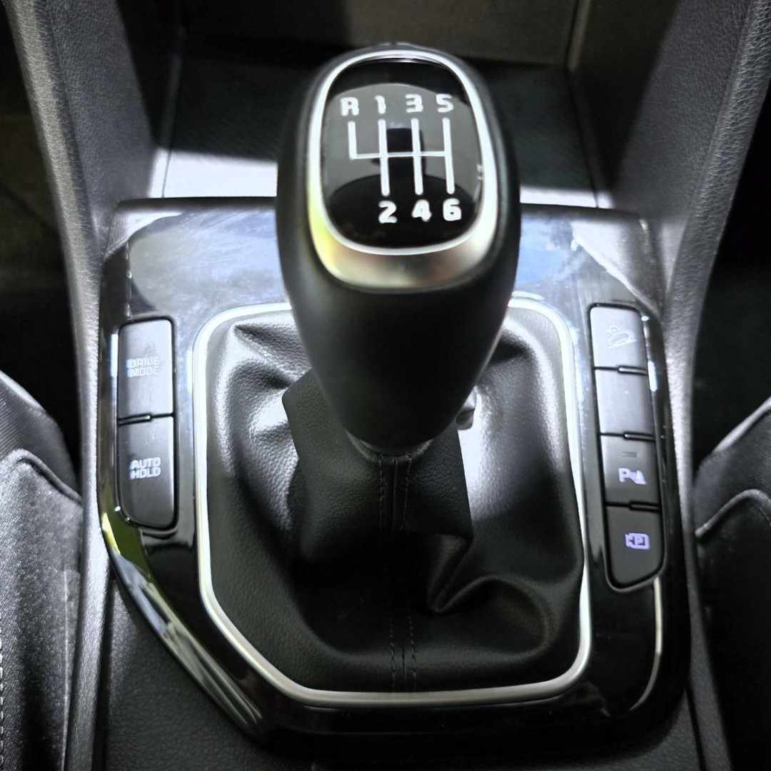 kia-sportage-2022-gasolina-1598cc