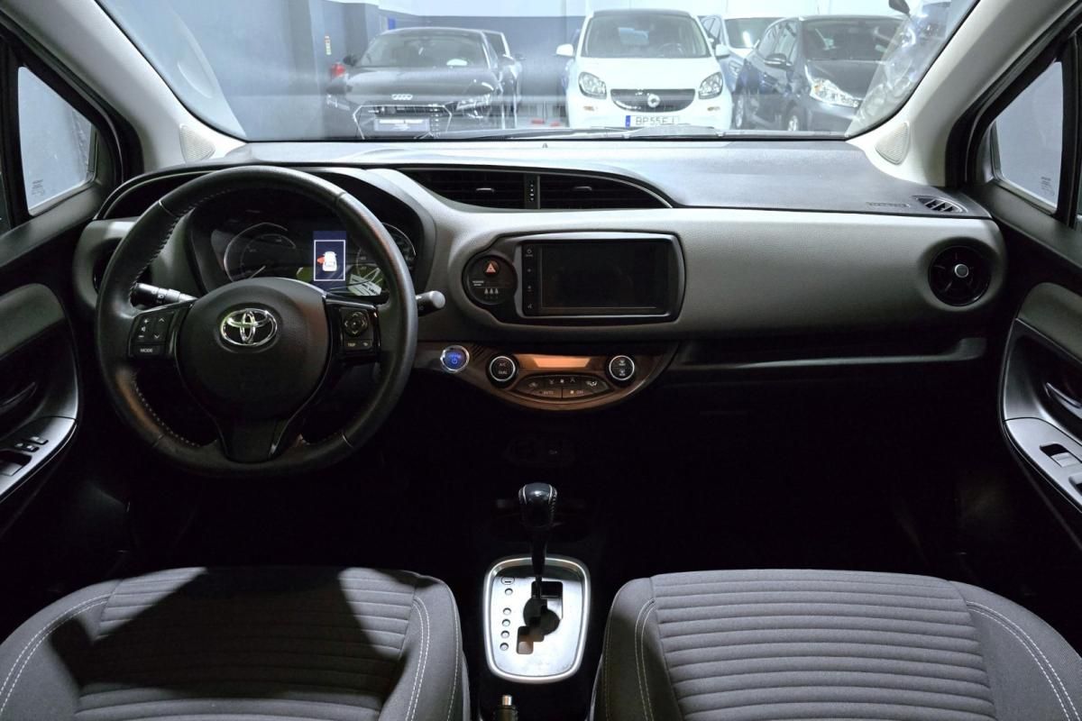 toyota-yaris-2019-hibrido-1497cc