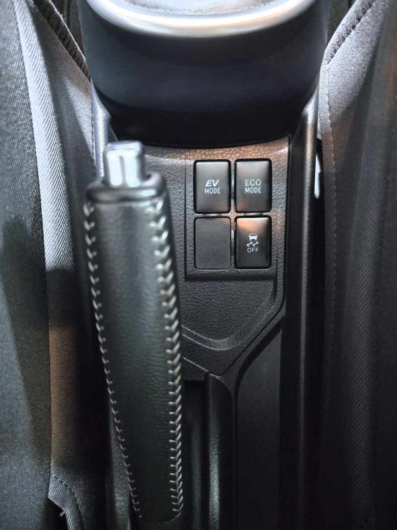 toyota-yaris-2019-hibrido-1497cc