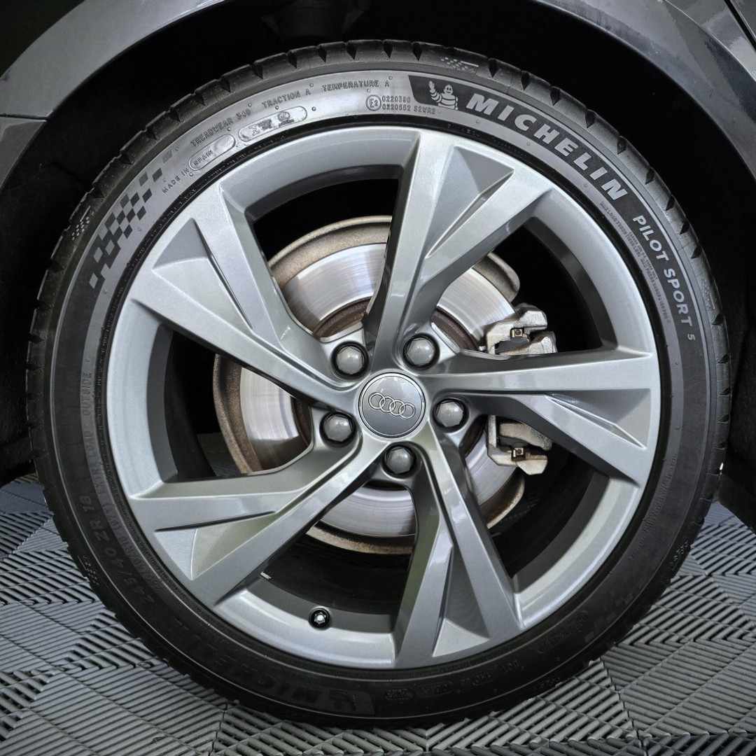 audi-a4-avant-2019-diesel-1968cc