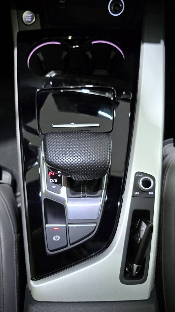 audi-a4-avant-2019-diesel-1968cc