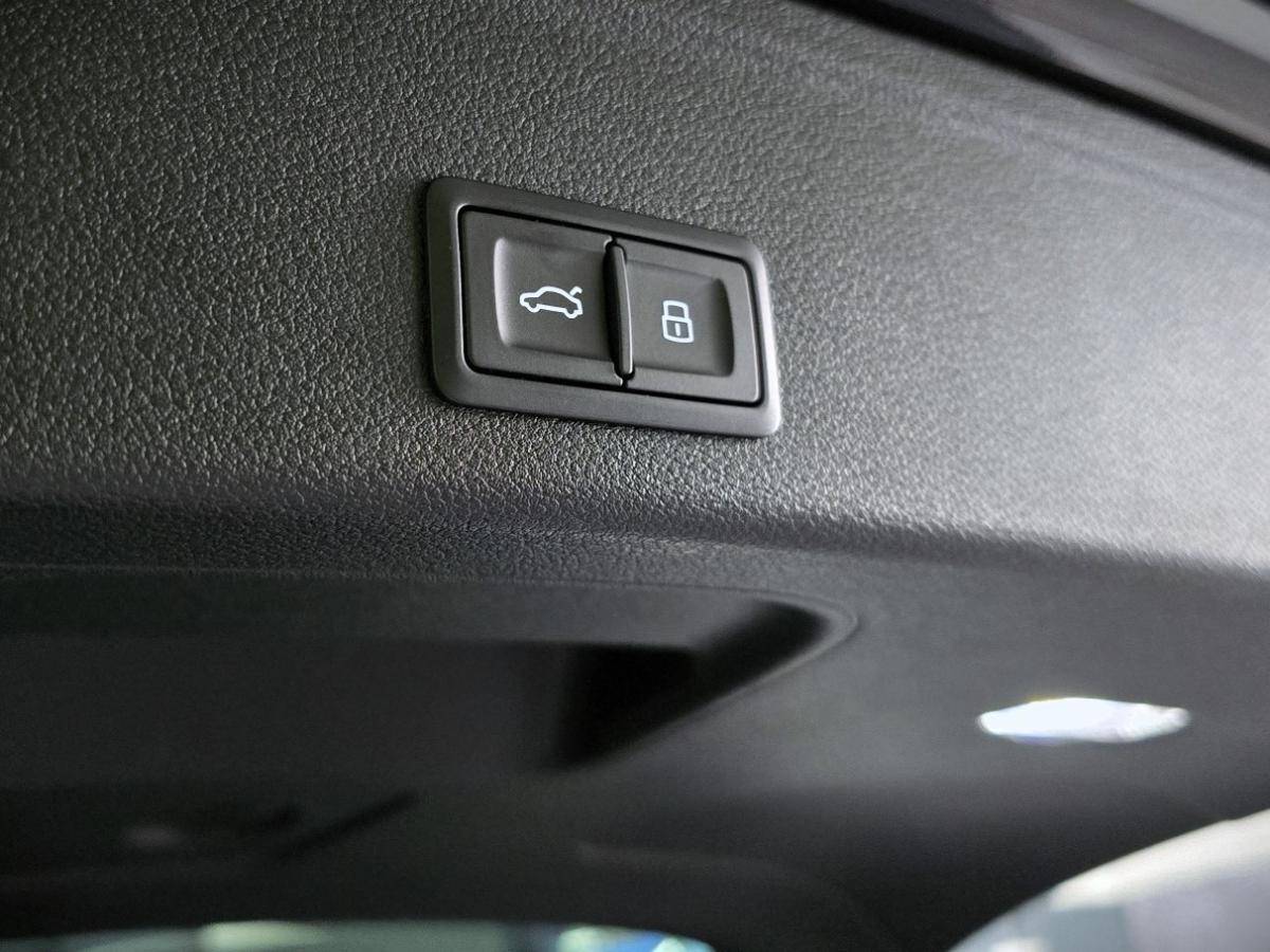 audi-a4-avant-2019-diesel-1968cc