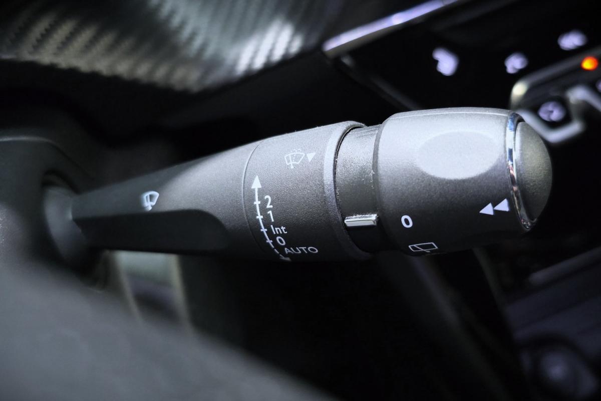 peugeot-e-208-2021-eletrico-0cc