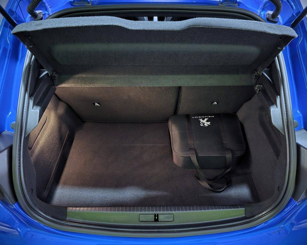 peugeot-e-208-2021-eletrico-0cc