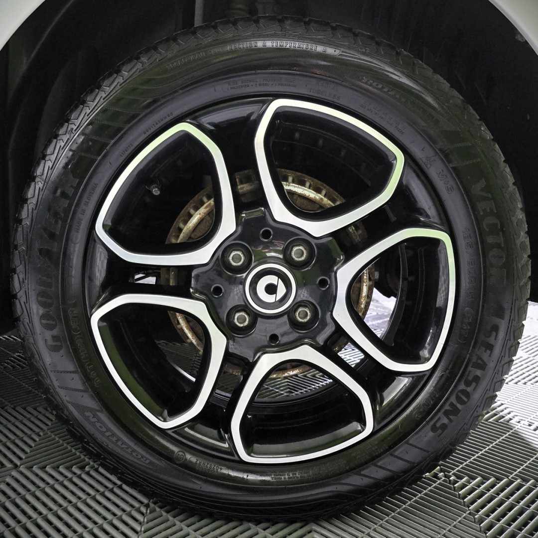 smart-forfour-2019-gasolina-898cc