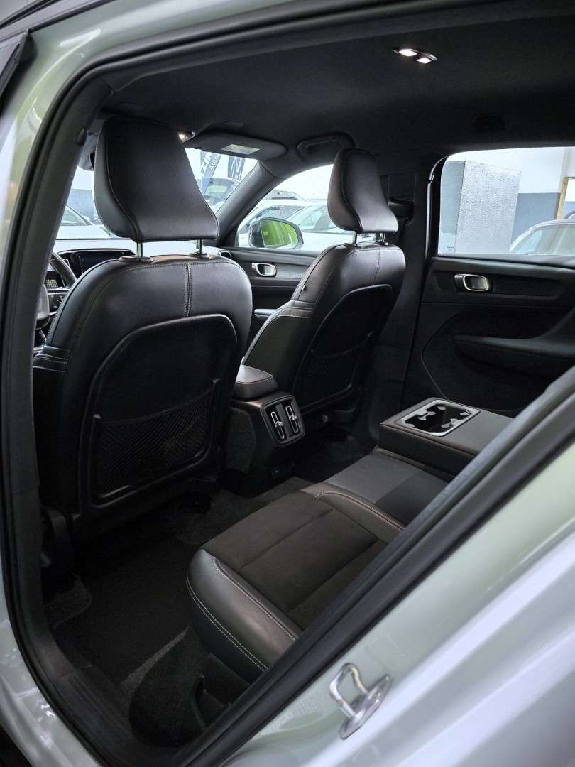 volvo-xc40-2021-eletrico-0cc