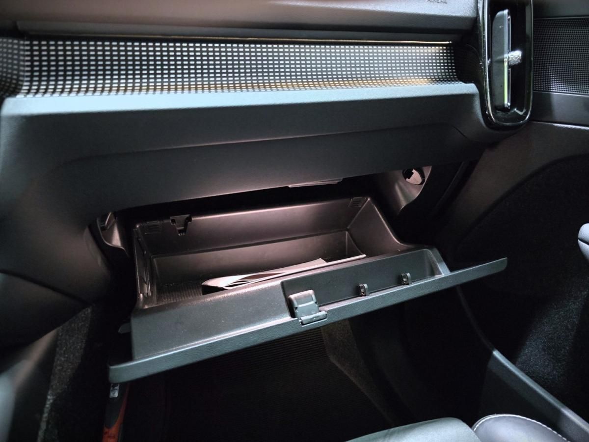 volvo-xc40-2021-eletrico-0cc