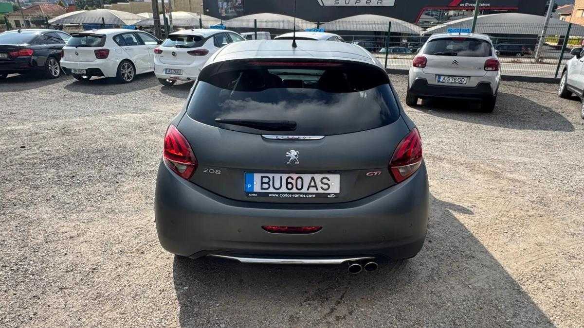 peugeot-208-2017-gasolina-1598cc