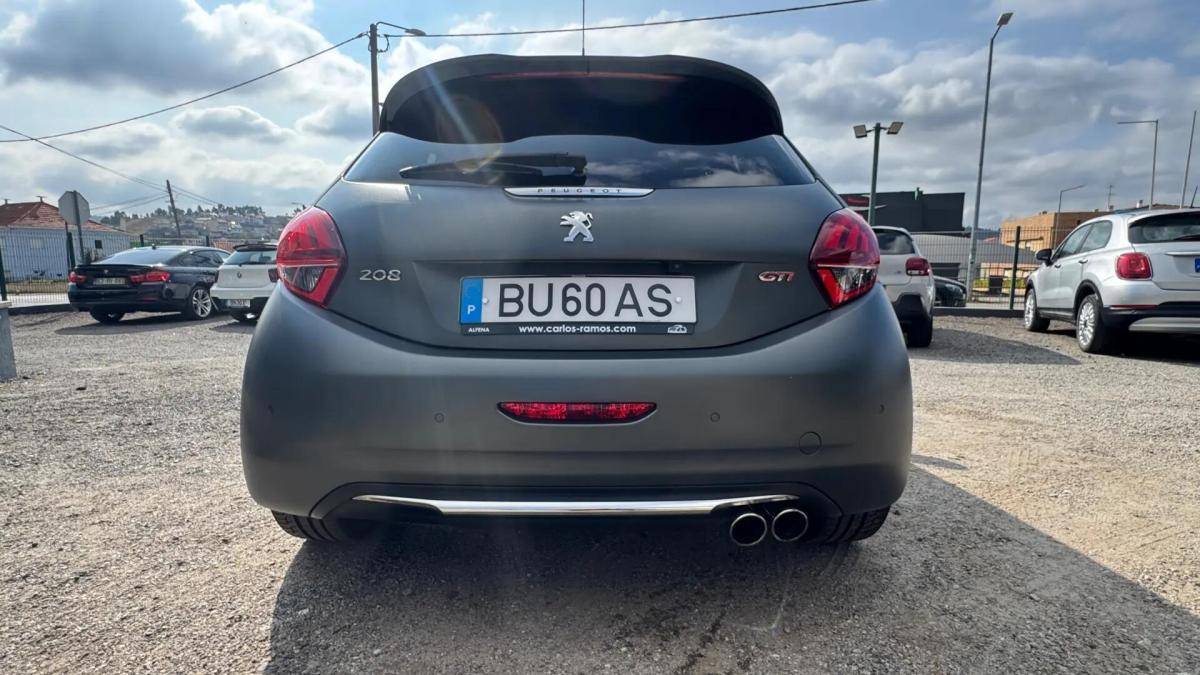 peugeot-208-2017-gasolina-1598cc