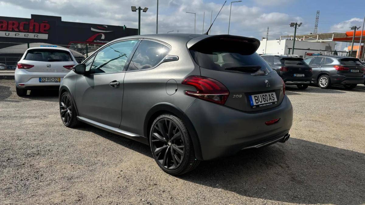 peugeot-208-2017-gasolina-1598cc