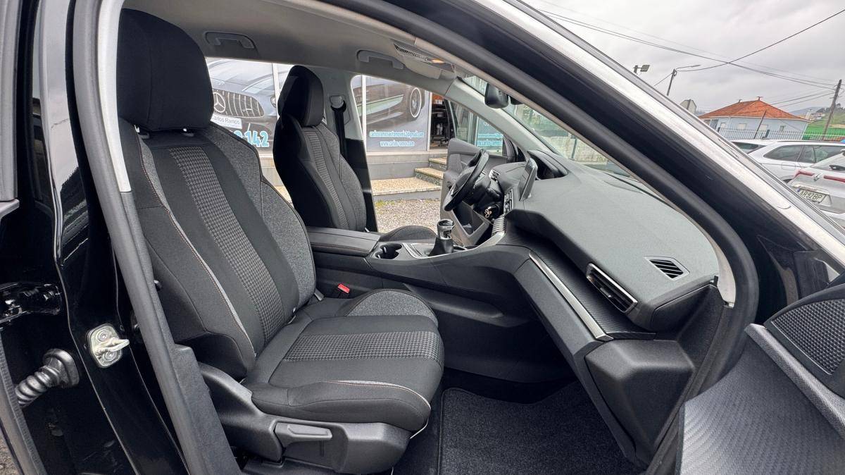 peugeot-3008-2018-diesel-1499cc