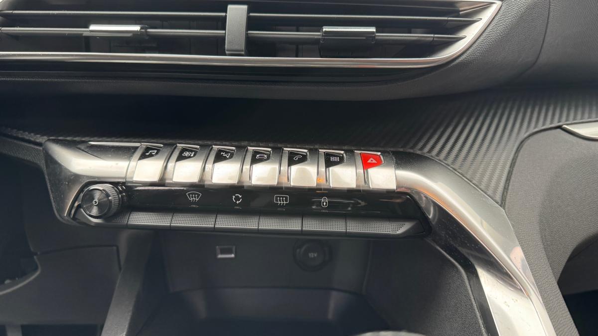 peugeot-3008-2018-diesel-1499cc