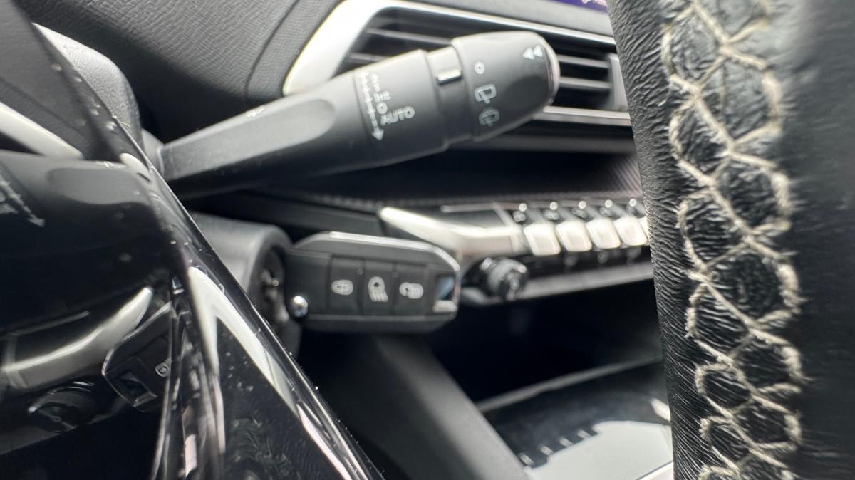 peugeot-3008-2018-diesel-1499cc