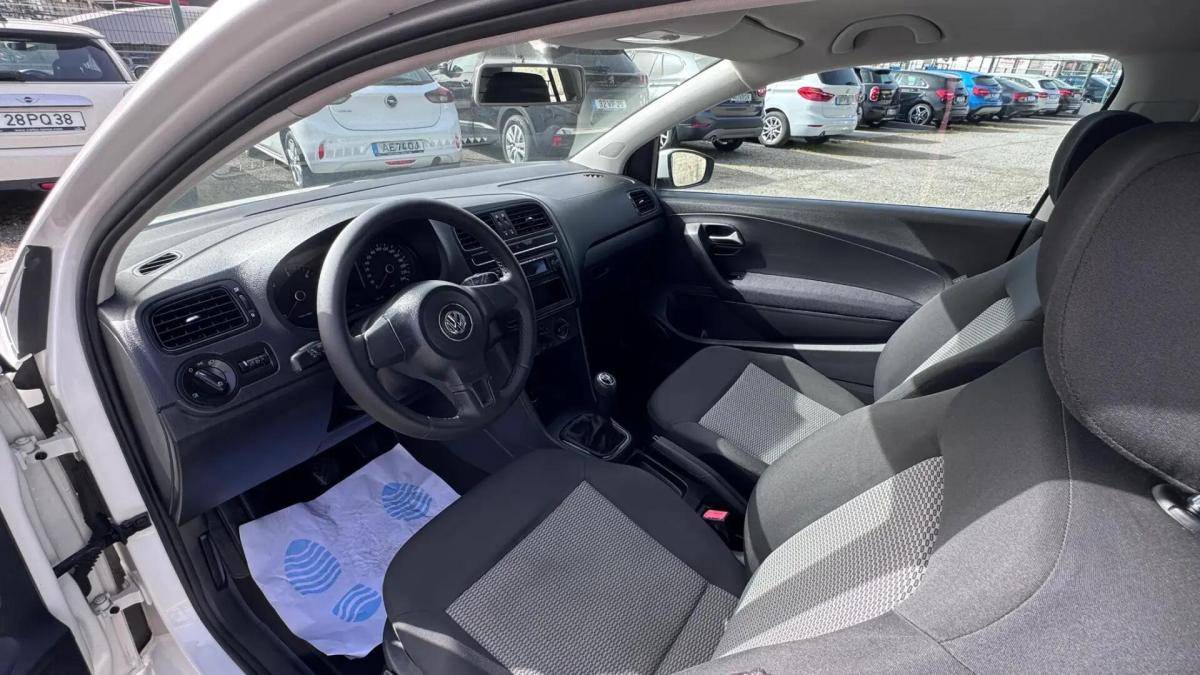 volkswagen-polo-2011-diesel-1199cc