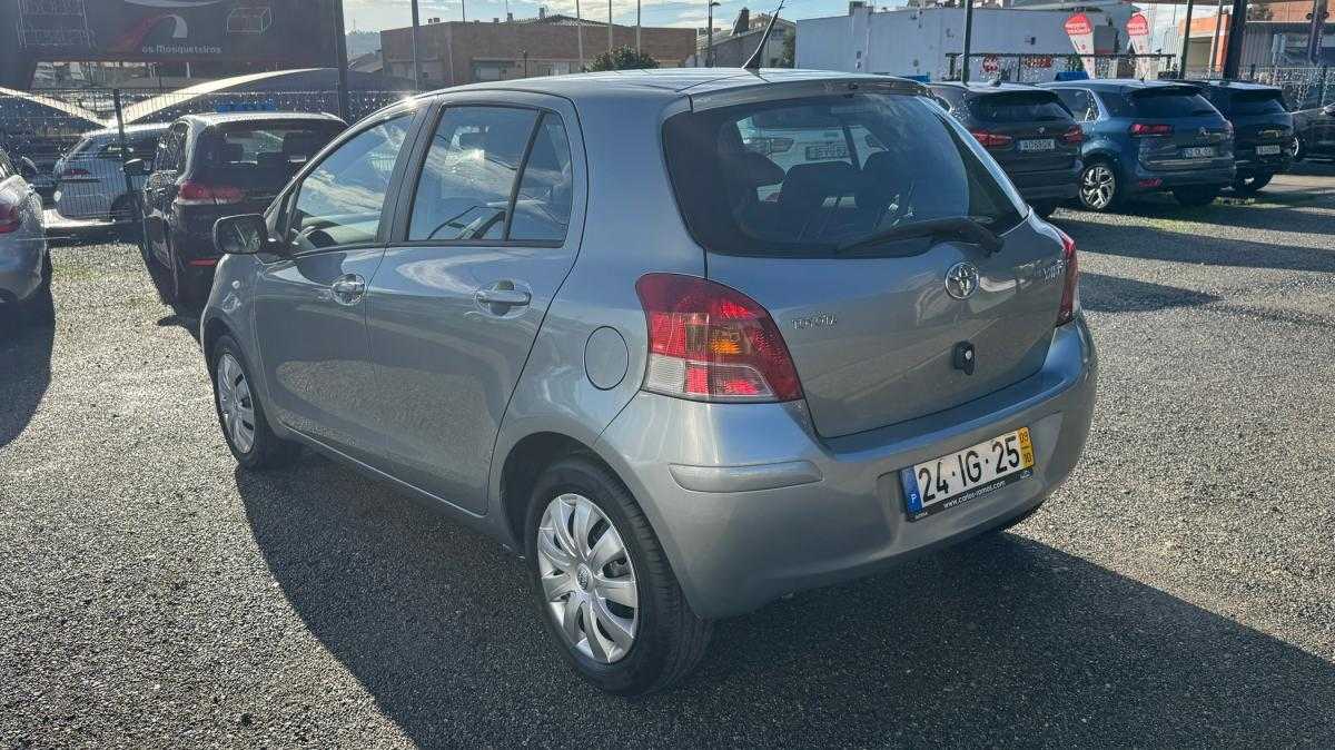 toyota-yaris-2009-gasolina-998cc