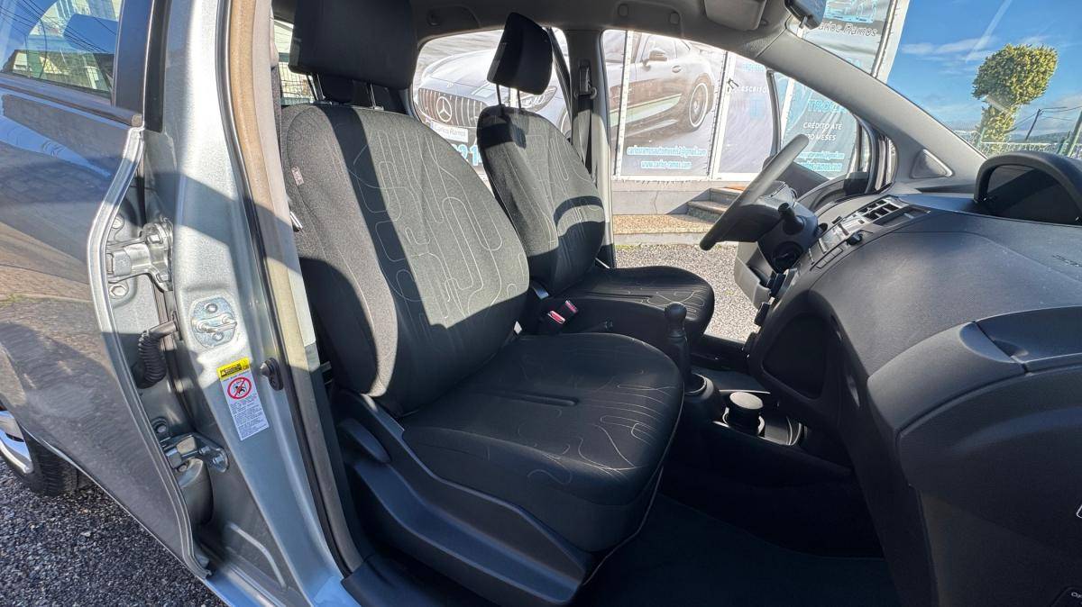 toyota-yaris-2009-gasolina-998cc