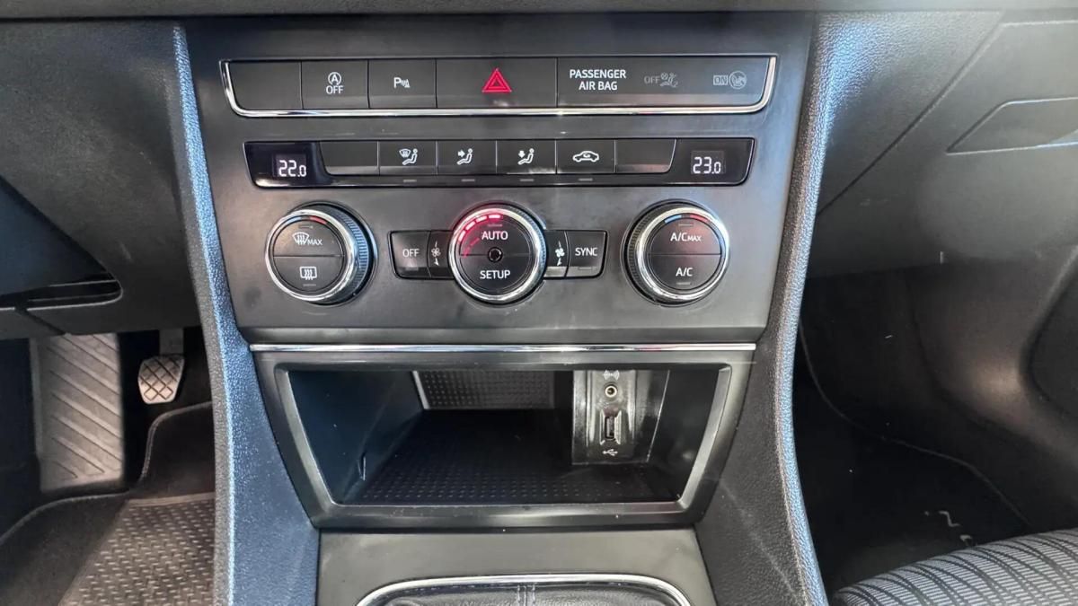seat-leon-2016-diesel-1598cc