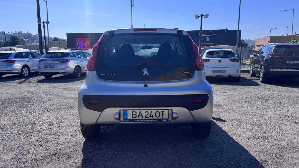 peugeot-107-2013-gasolina-998cc