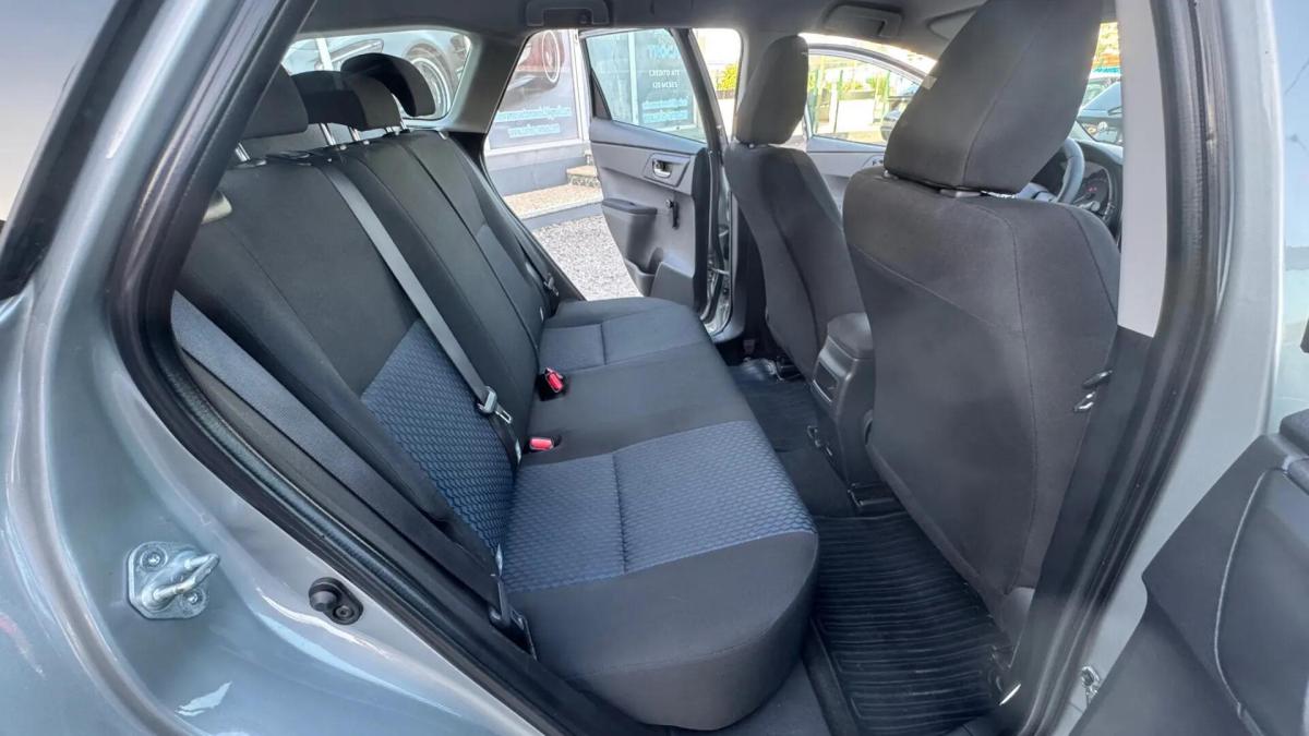 toyota-auris-touring-sports-2014-diesel-1364cc