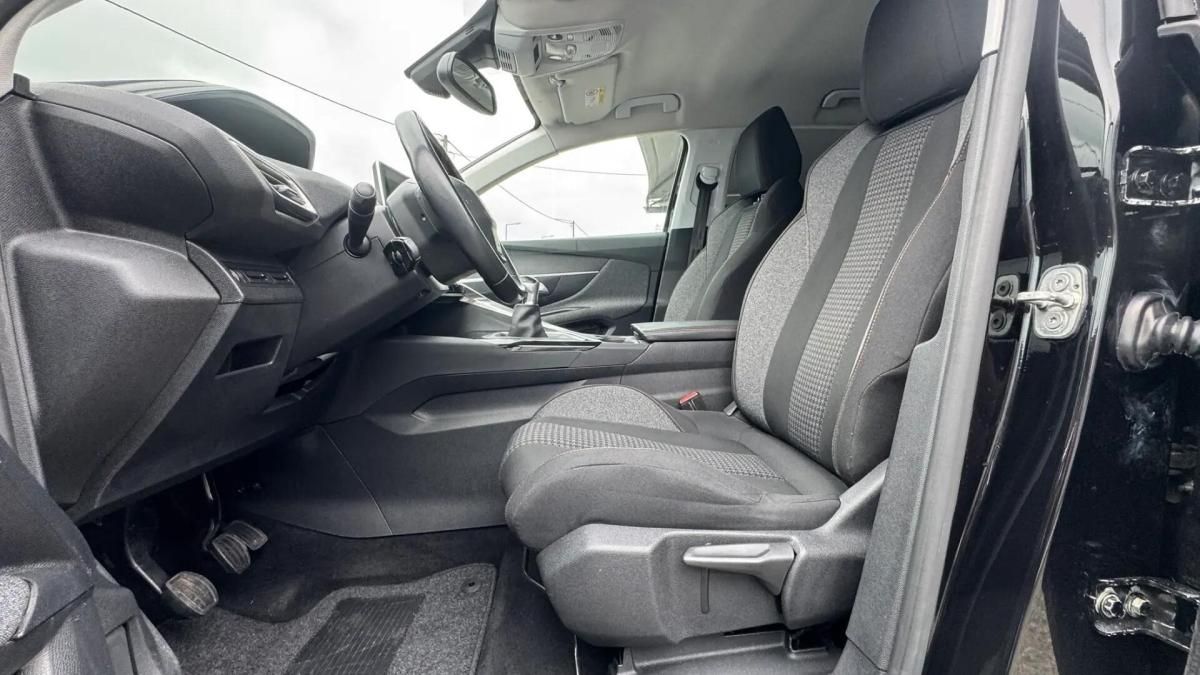 peugeot-3008-2018-diesel-1499cc