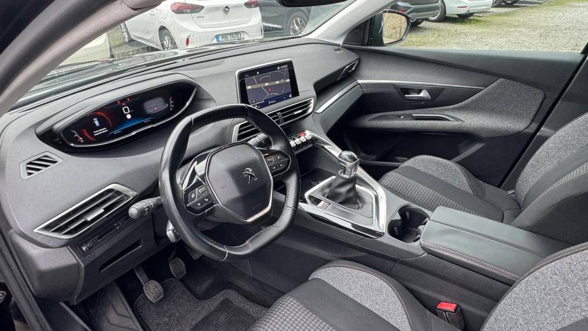 peugeot-3008-2018-diesel-1499cc