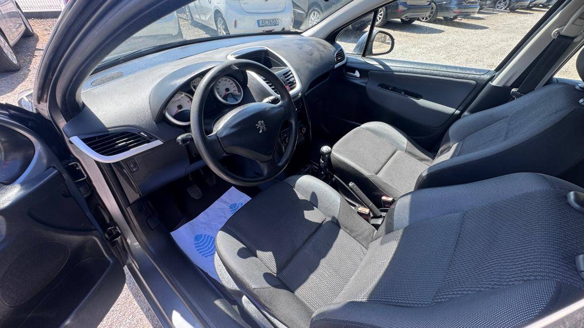 peugeot-207-2009-diesel-1560cc