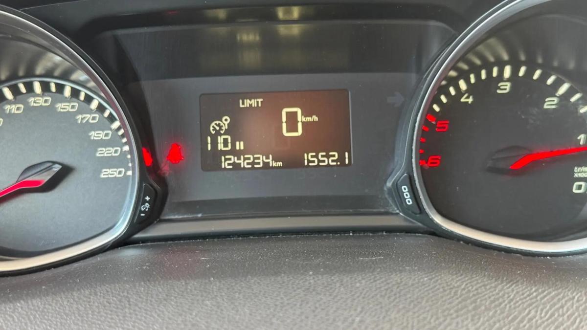 peugeot-308-sw-2020-diesel-1499cc