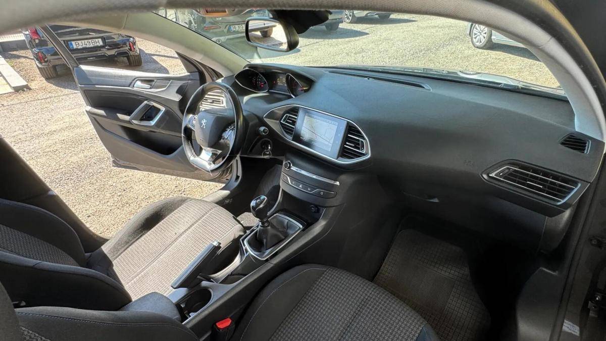 peugeot-308-sw-2020-diesel-1499cc