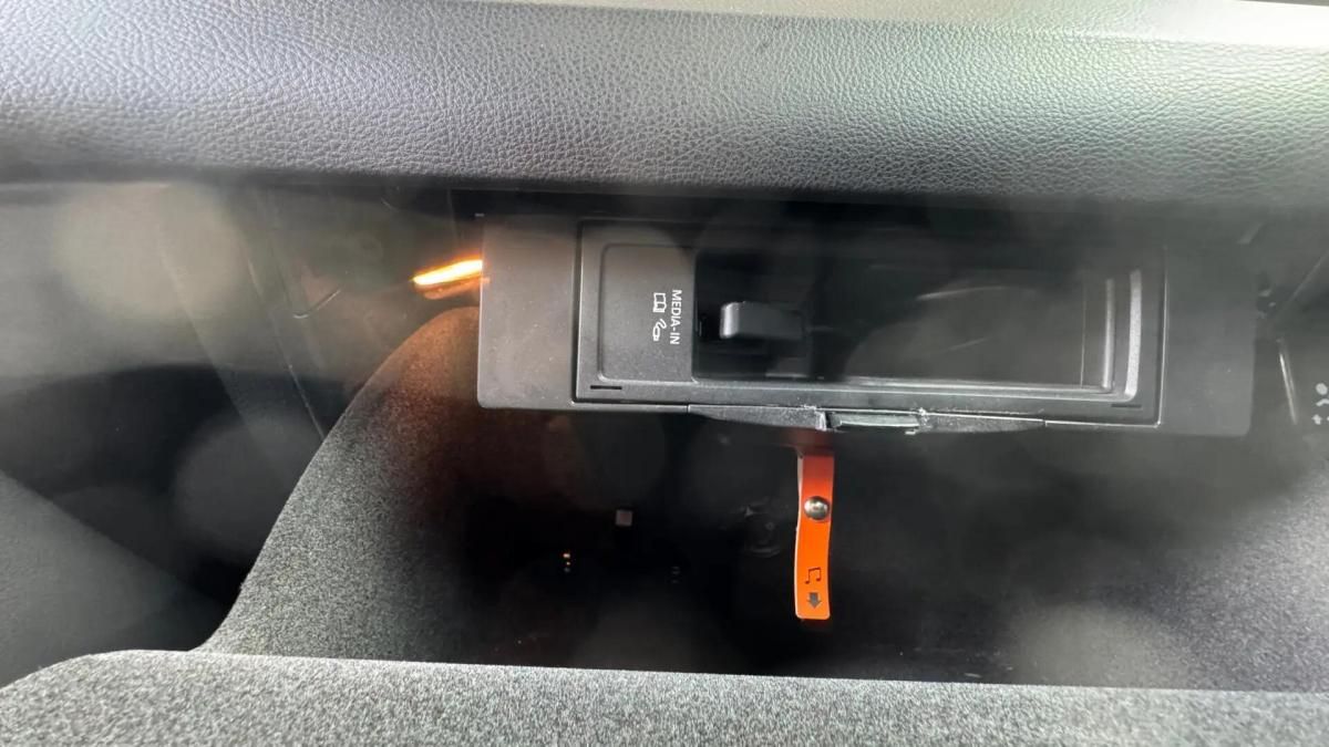 volkswagen-passat-2014-diesel-1598cc