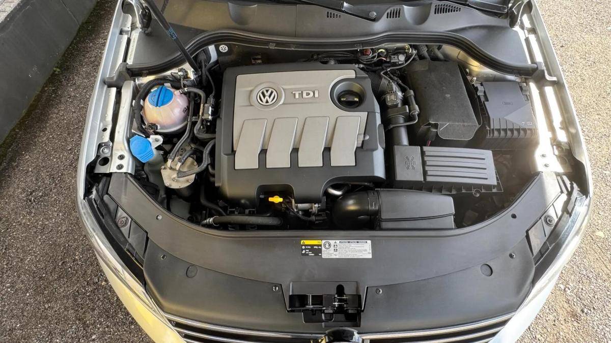 volkswagen-passat-2014-diesel-1598cc