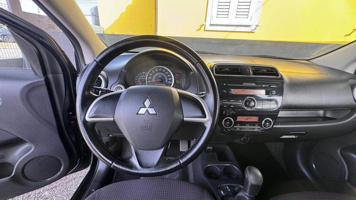 mitsubishi-space-star-2013-gasolina-1193cc