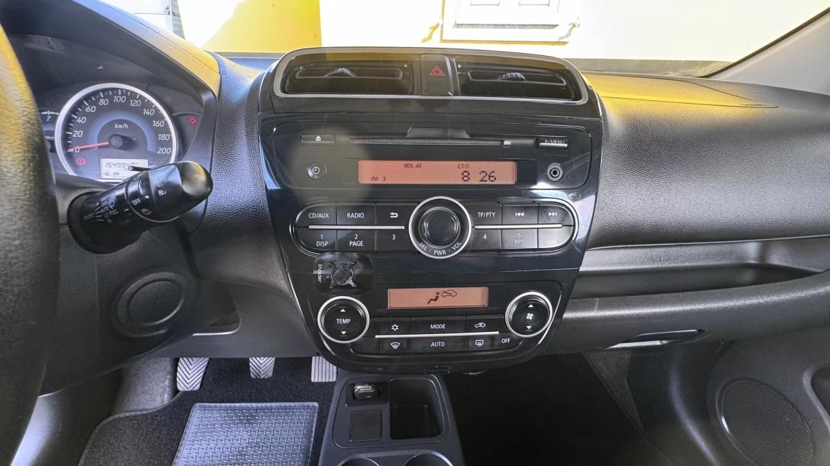 mitsubishi-space-star-2013-gasolina-1193cc