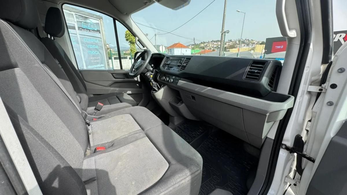 volkswagen-crafter-2022-diesel-1968cc