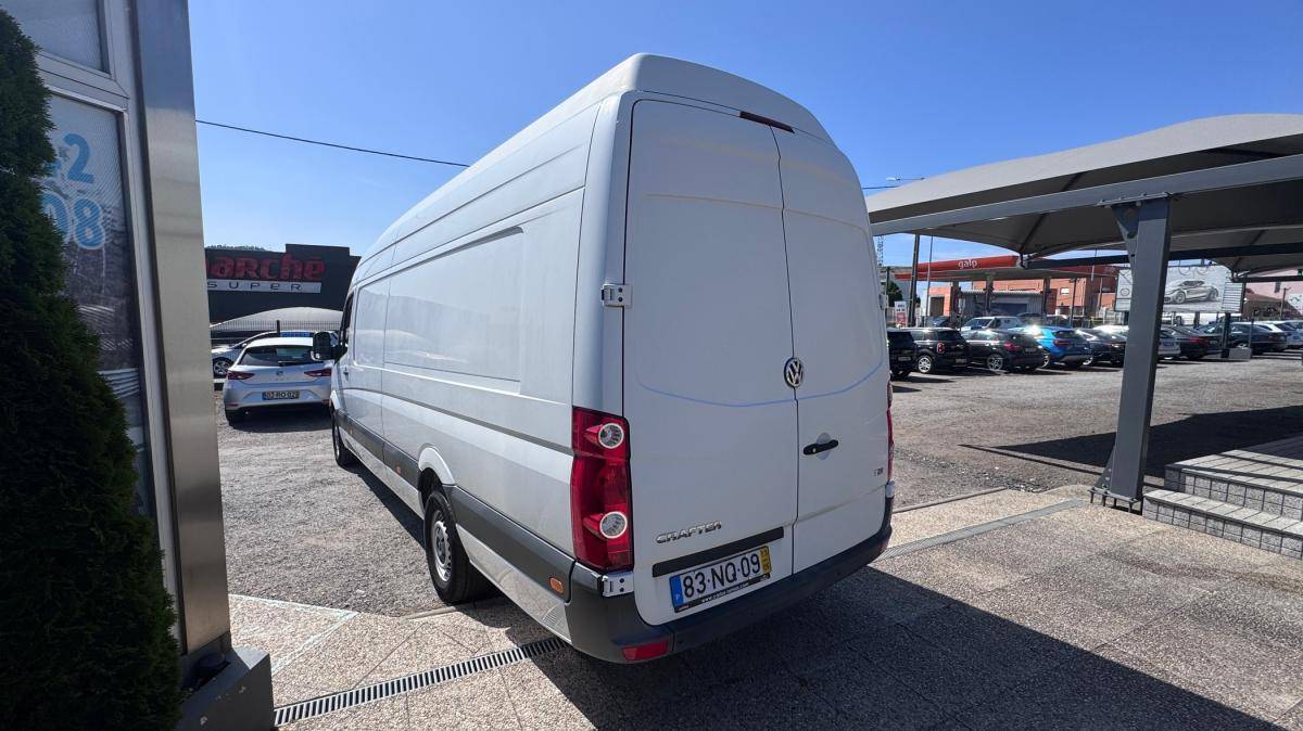 volkswagen-crafter-2013-diesel-1968cc