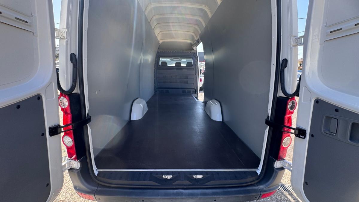 volkswagen-crafter-2013-diesel-1968cc