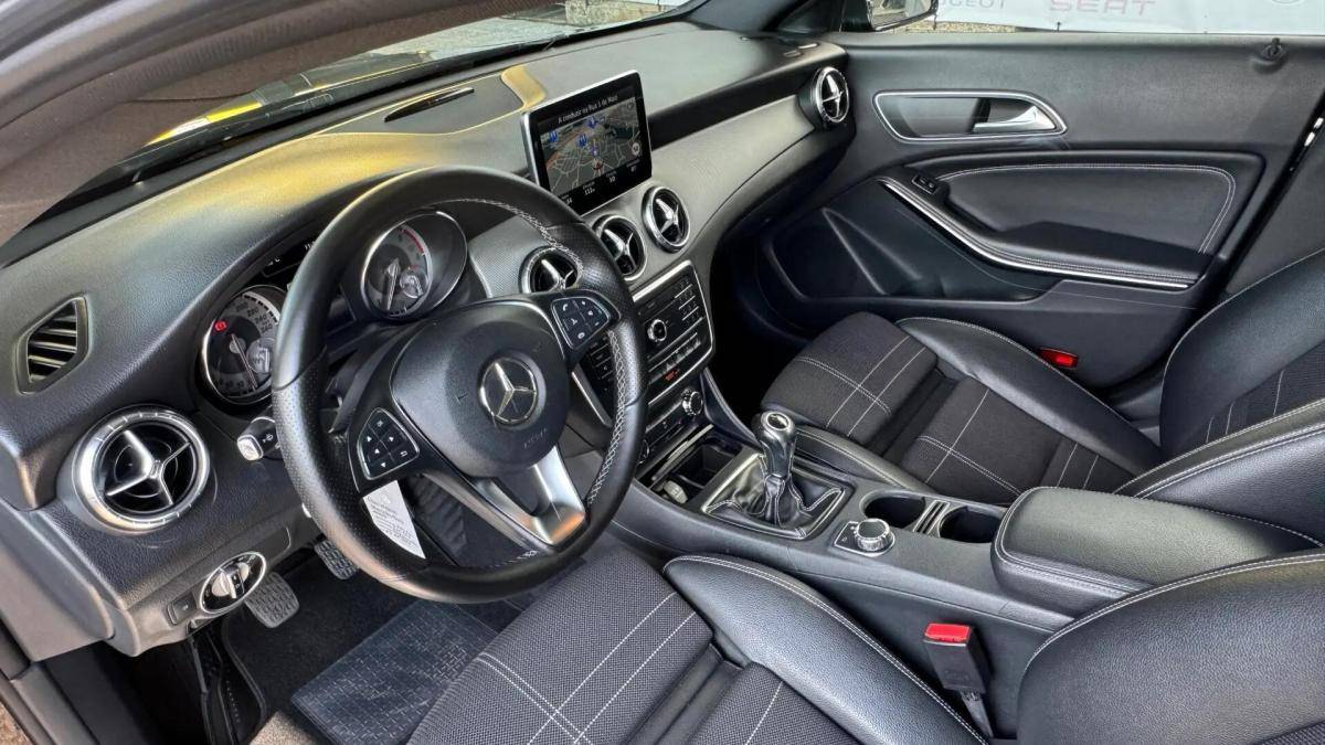 mercedes-benz-cla-200-cdi-2016-diesel-2143cc