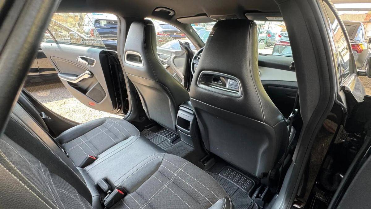 mercedes-benz-cla-200-cdi-2016-diesel-2143cc