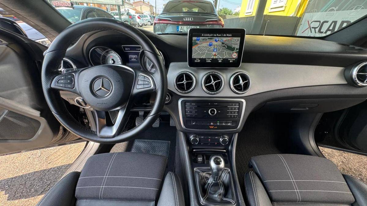 mercedes-benz-cla-200-cdi-2016-diesel-2143cc