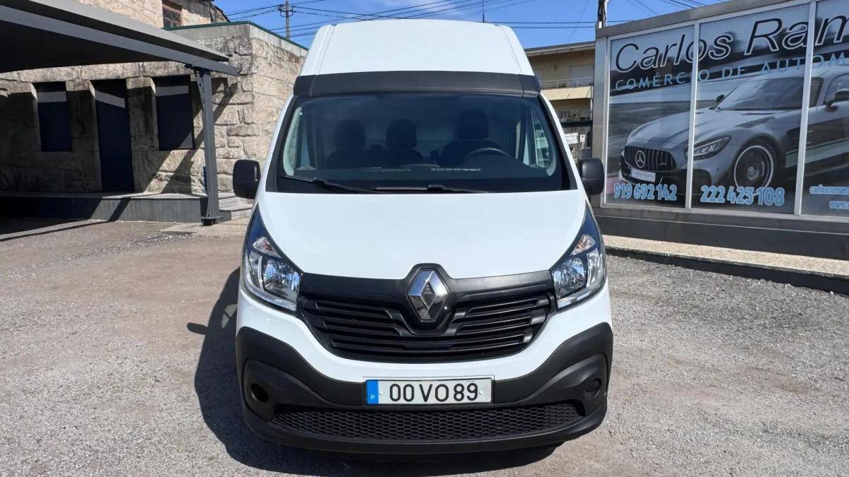 renault-trafic-2018-diesel-1598cc