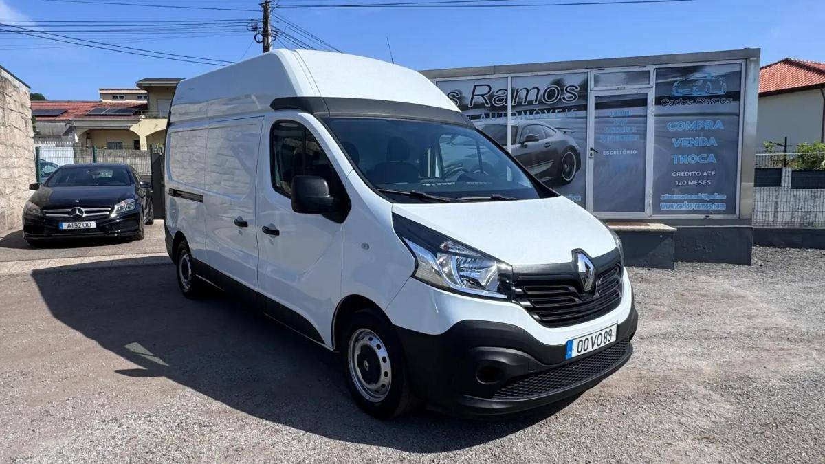 renault-trafic-2018-diesel-1598cc