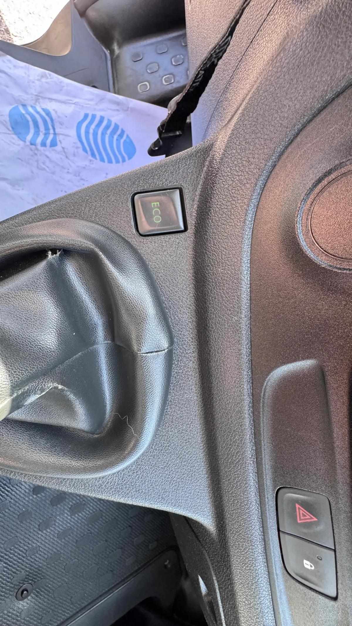 renault-trafic-2018-diesel-1598cc