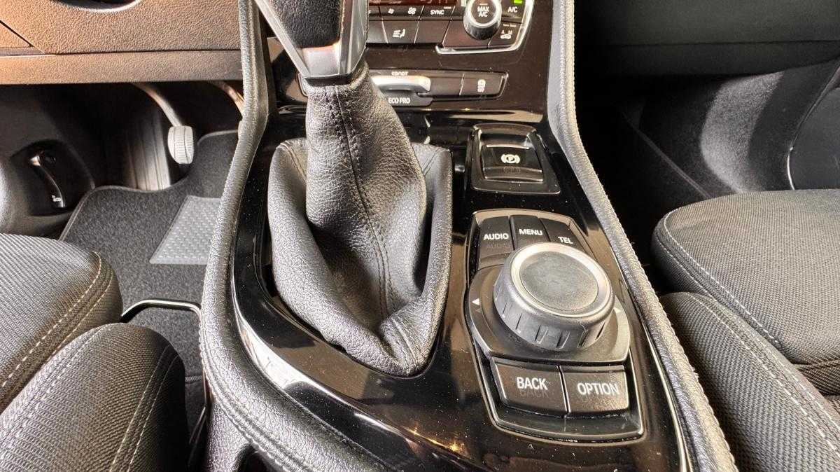 bmw-serie-2-2017-diesel-1496cc