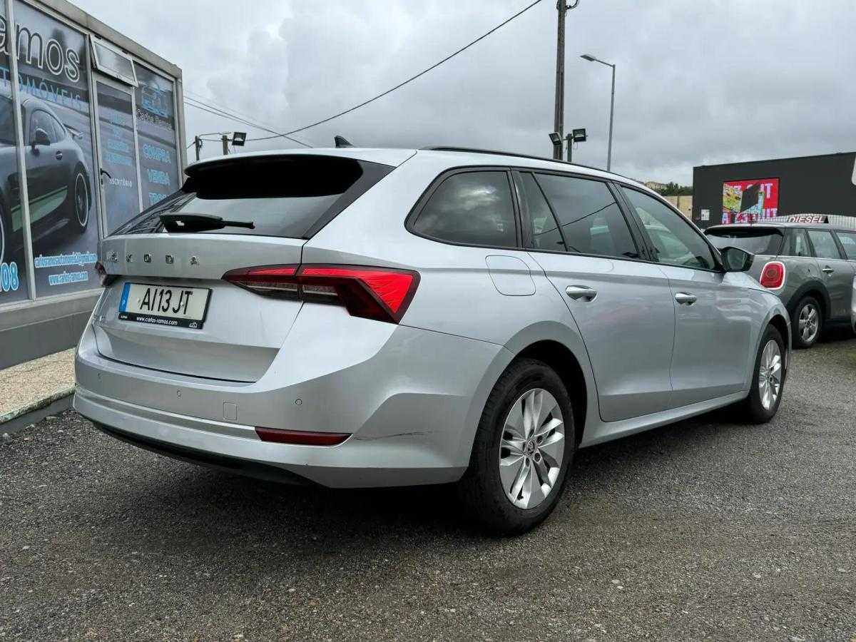 skoda-octavia-break-2021-diesel-1968cc