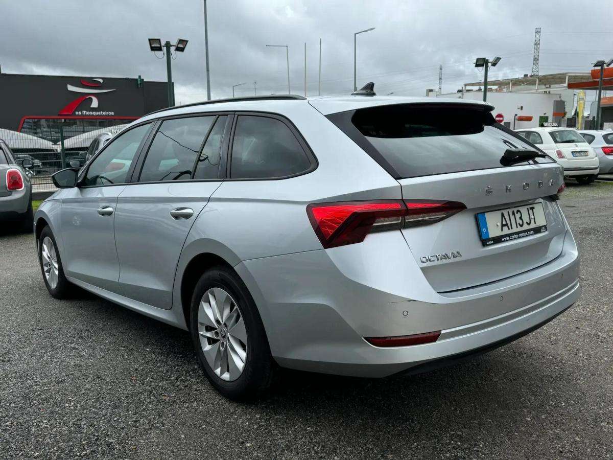 skoda-octavia-break-2021-diesel-1968cc