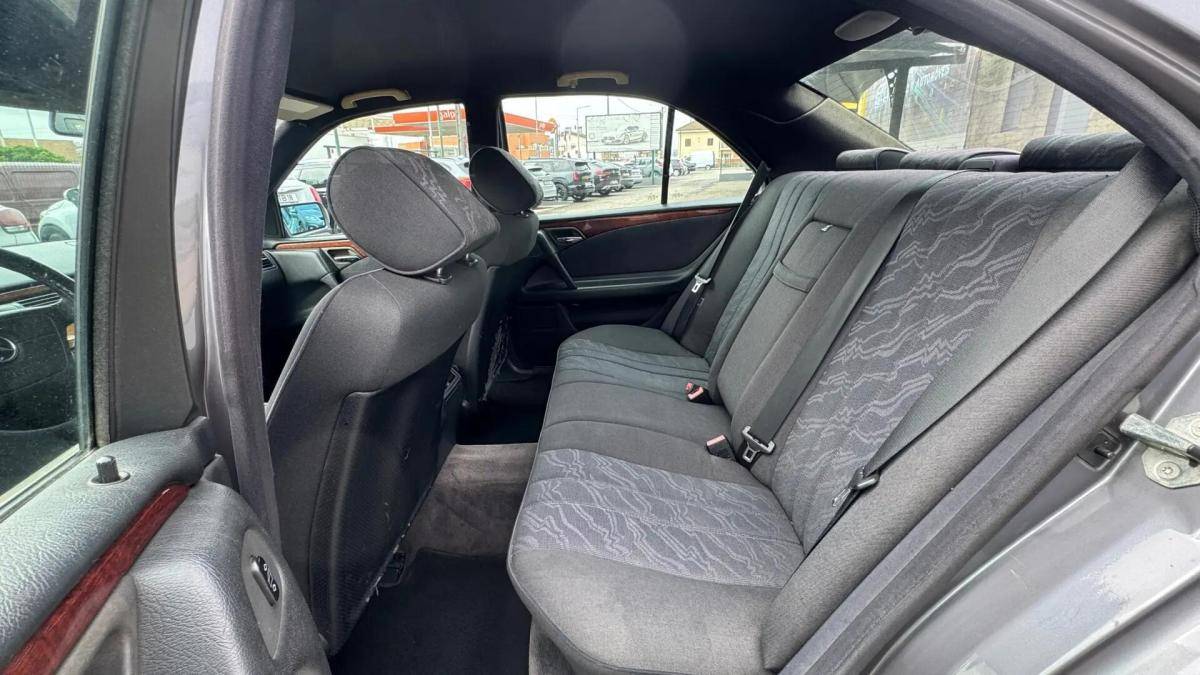 mercedes-benz-220-diesel-1999-diesel-2151cc