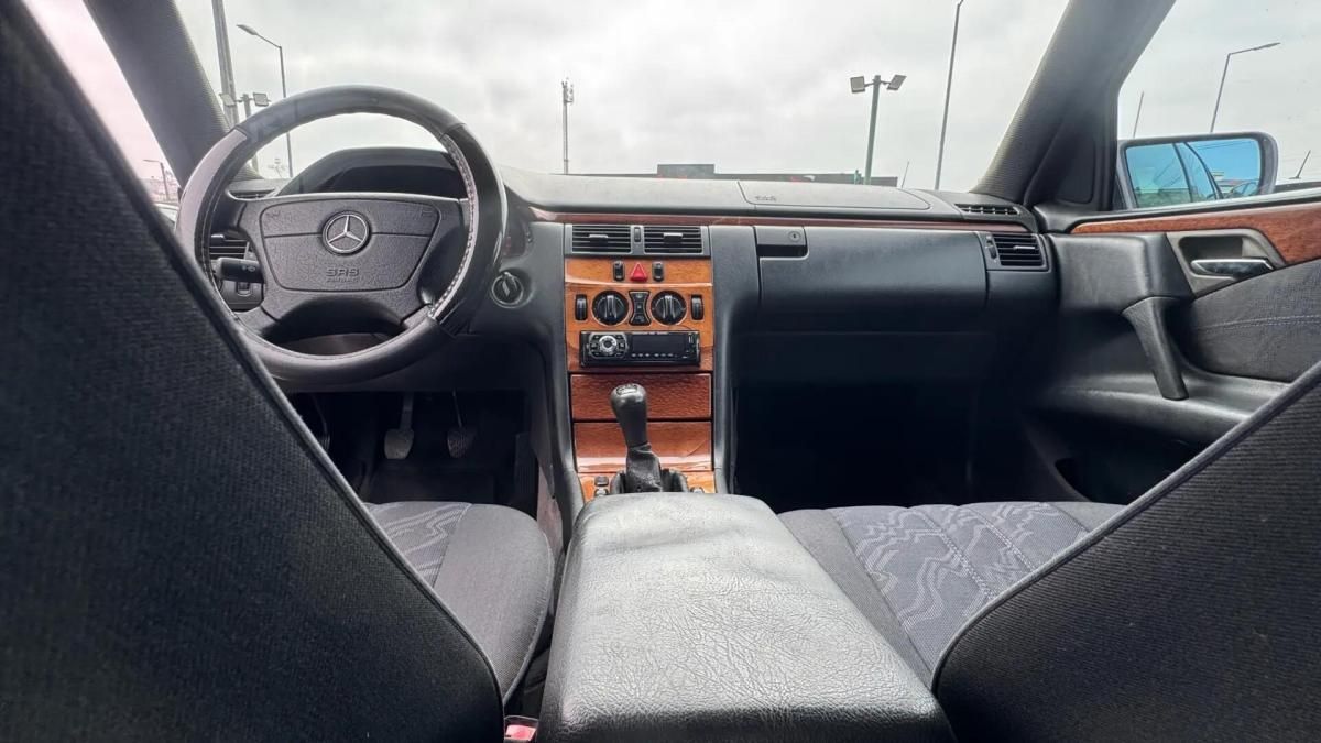 mercedes-benz-220-diesel-1999-diesel-2151cc