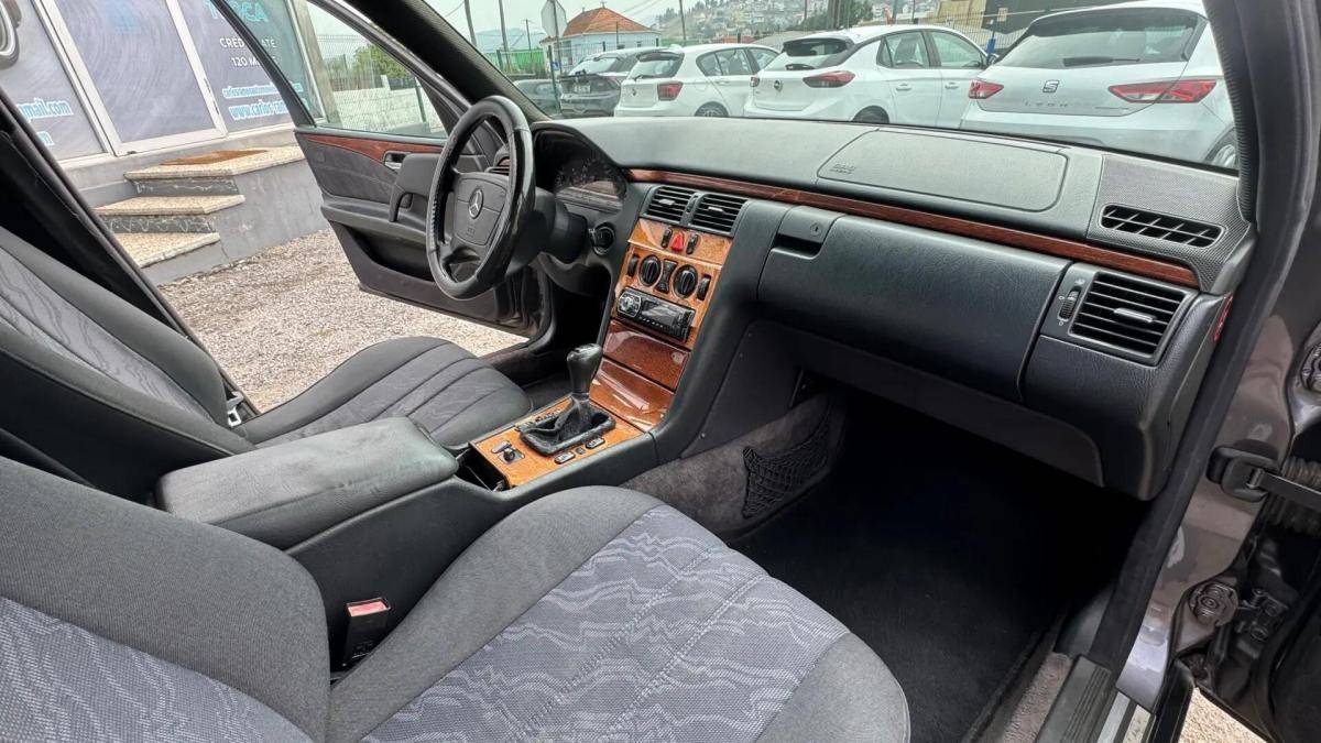 mercedes-benz-220-diesel-1999-diesel-2151cc