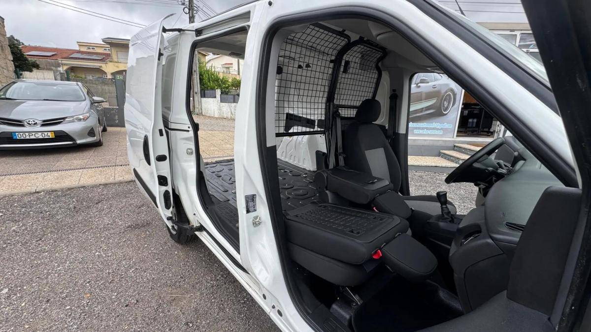 fiat-doblo-2022-diesel-1248cc